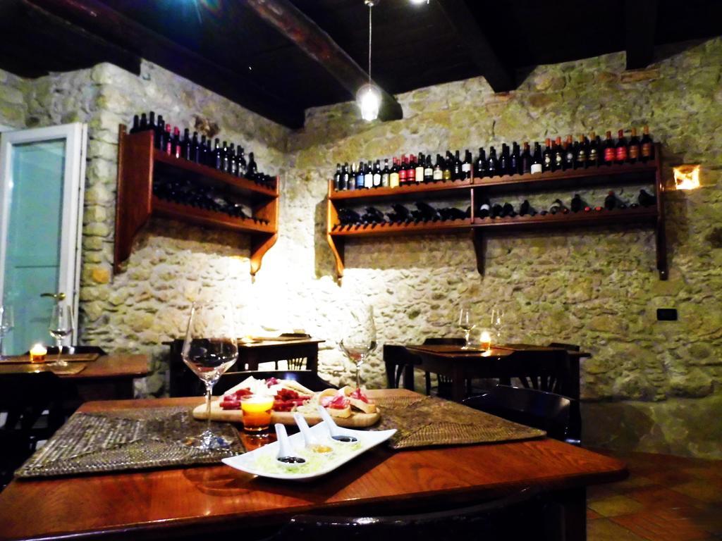 Hotel Ristorante Le Clarisse อามันเตีย ภายนอก รูปภาพ